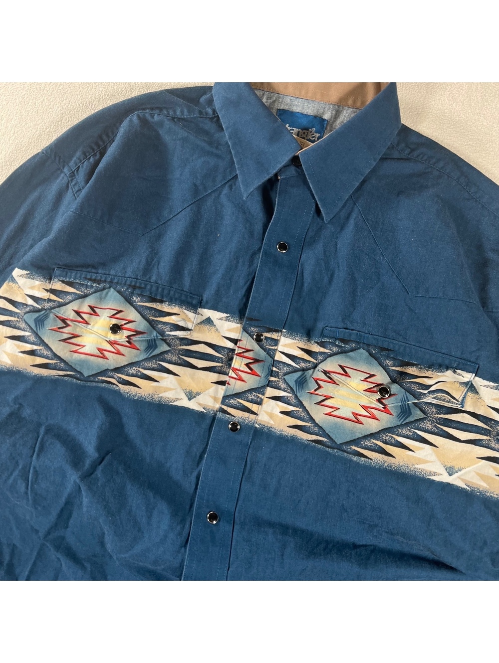 Vintage Wrangler pearl snap Aztec patterned western shirt - Picture 2 of 6